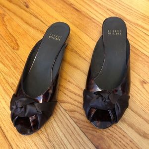 Stuart Weitzman Patent Peep Toe Knotted Slides